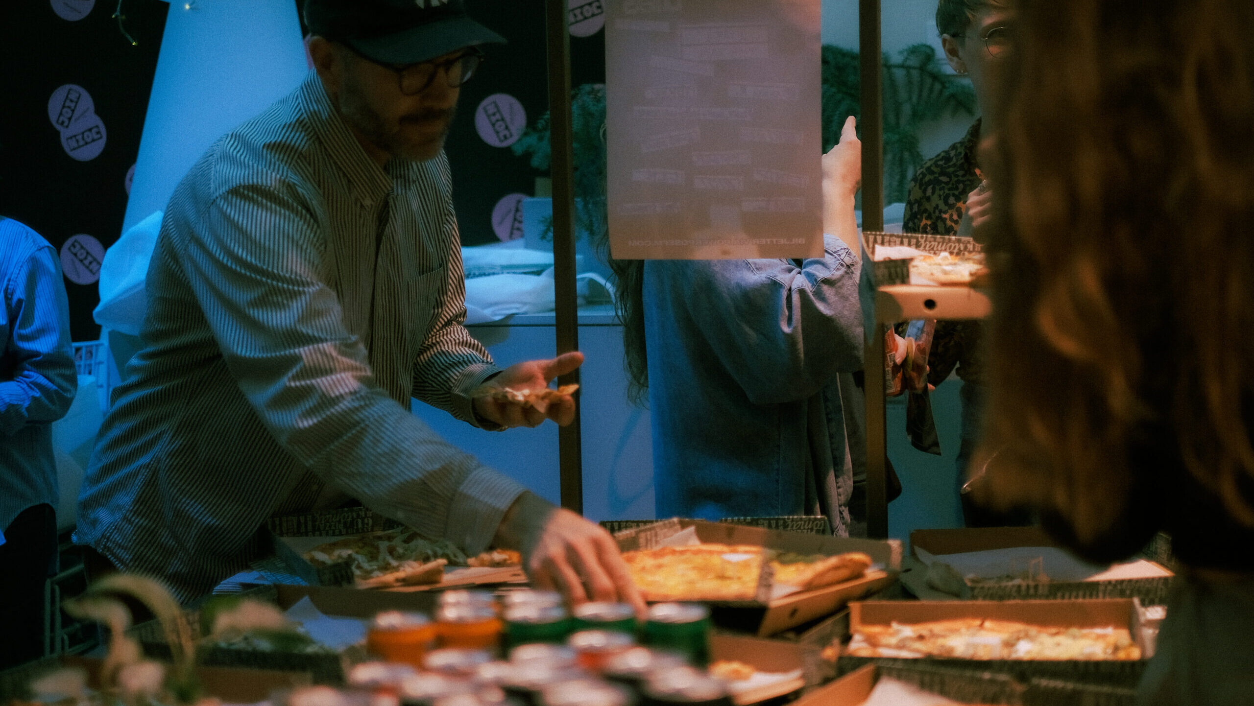 full-house-pizza-and-good-vibes-during-join-expression-ume